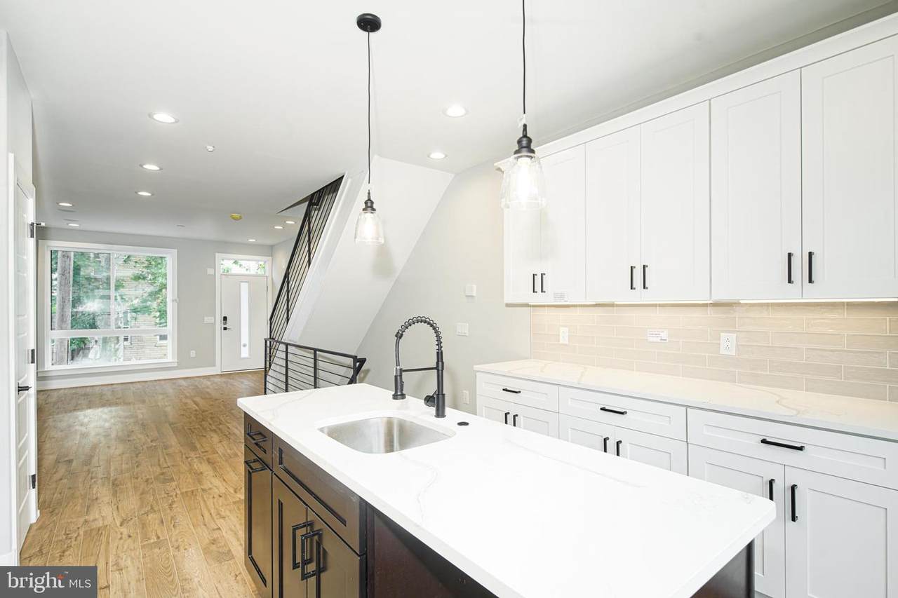 1318 Grove Street - Photo 1