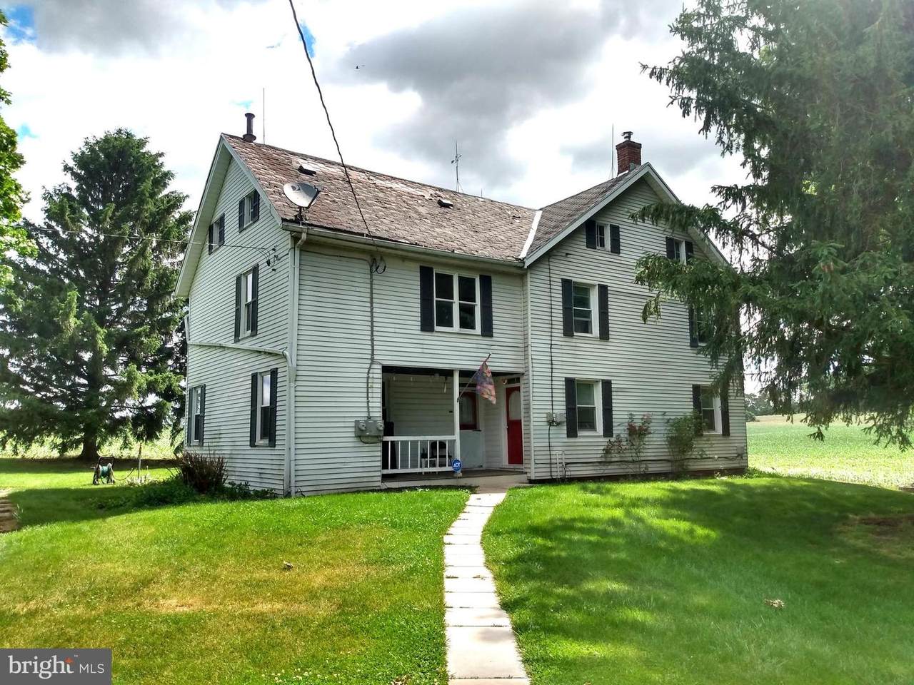 3031 Country Road - Photo 1