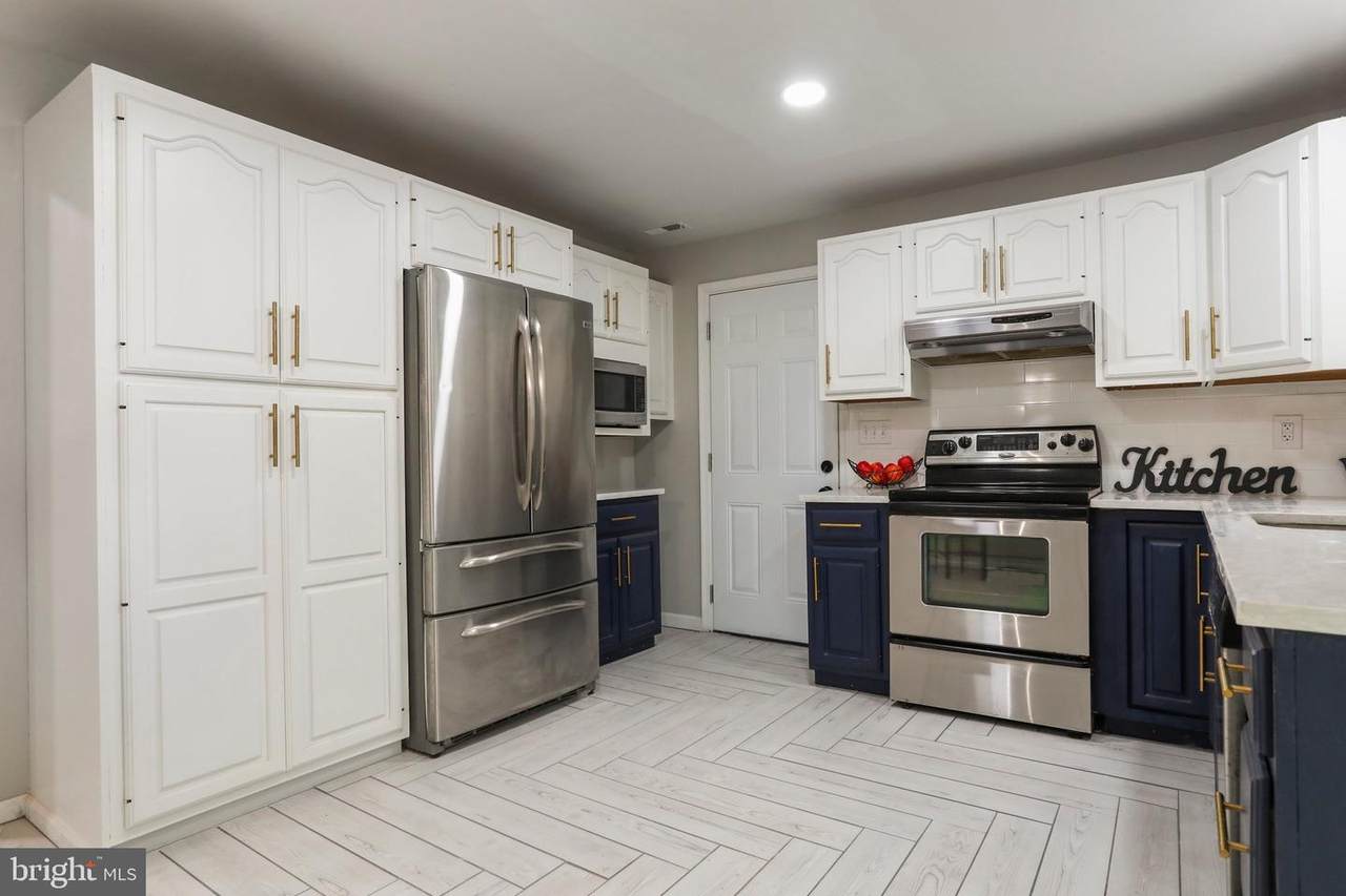 51 Benson Avenue - Photo 1