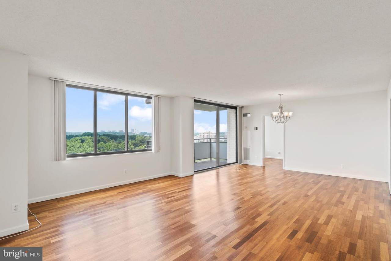 5225 Pooks Hill Road - Photo 1