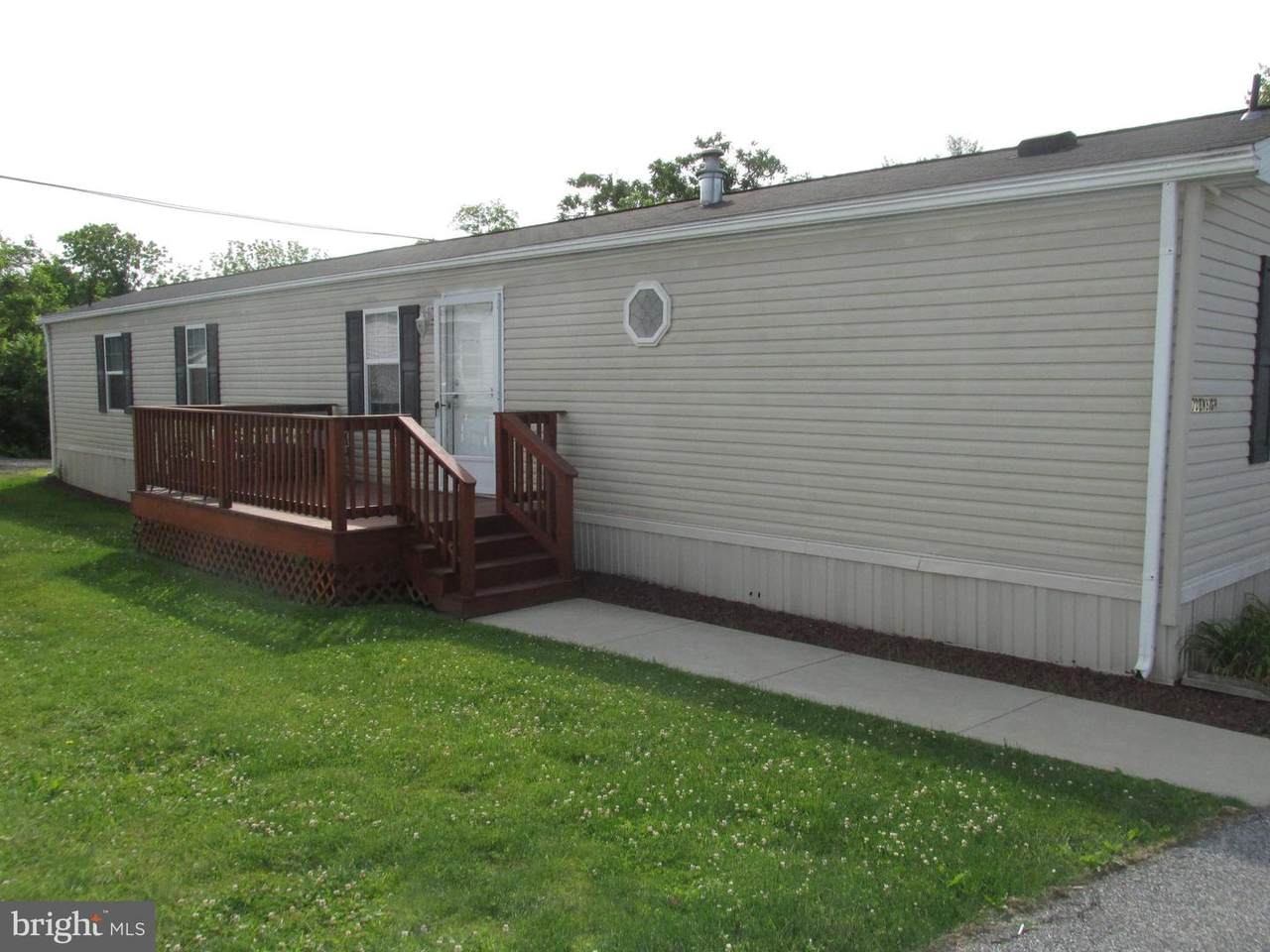 7 Denbigh Lane - Photo 1