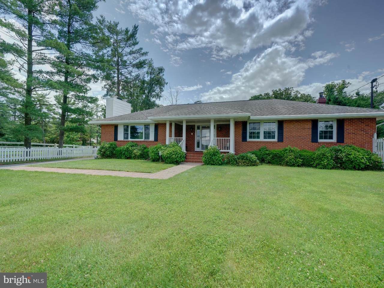 7307 Brooklyn Bridge Road - Photo 1