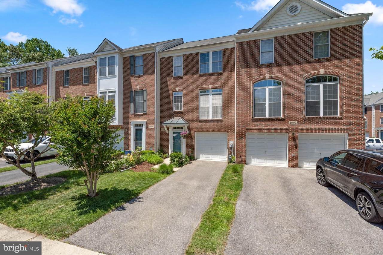 2004 Dalewood Court - Photo 1
