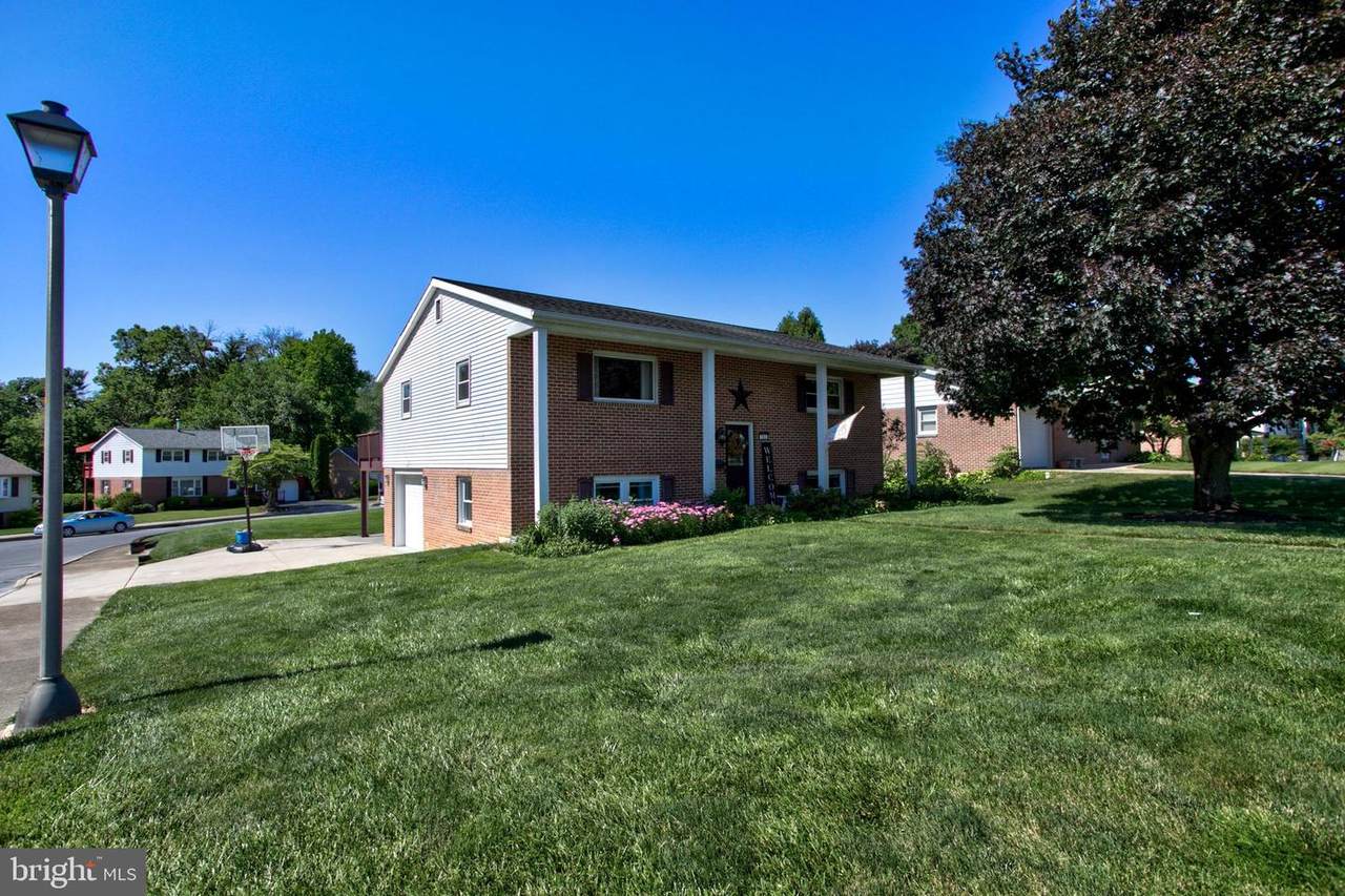 743 State Street - Photo 1