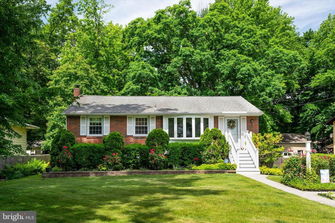 124 Chestnut Street - Photo 1