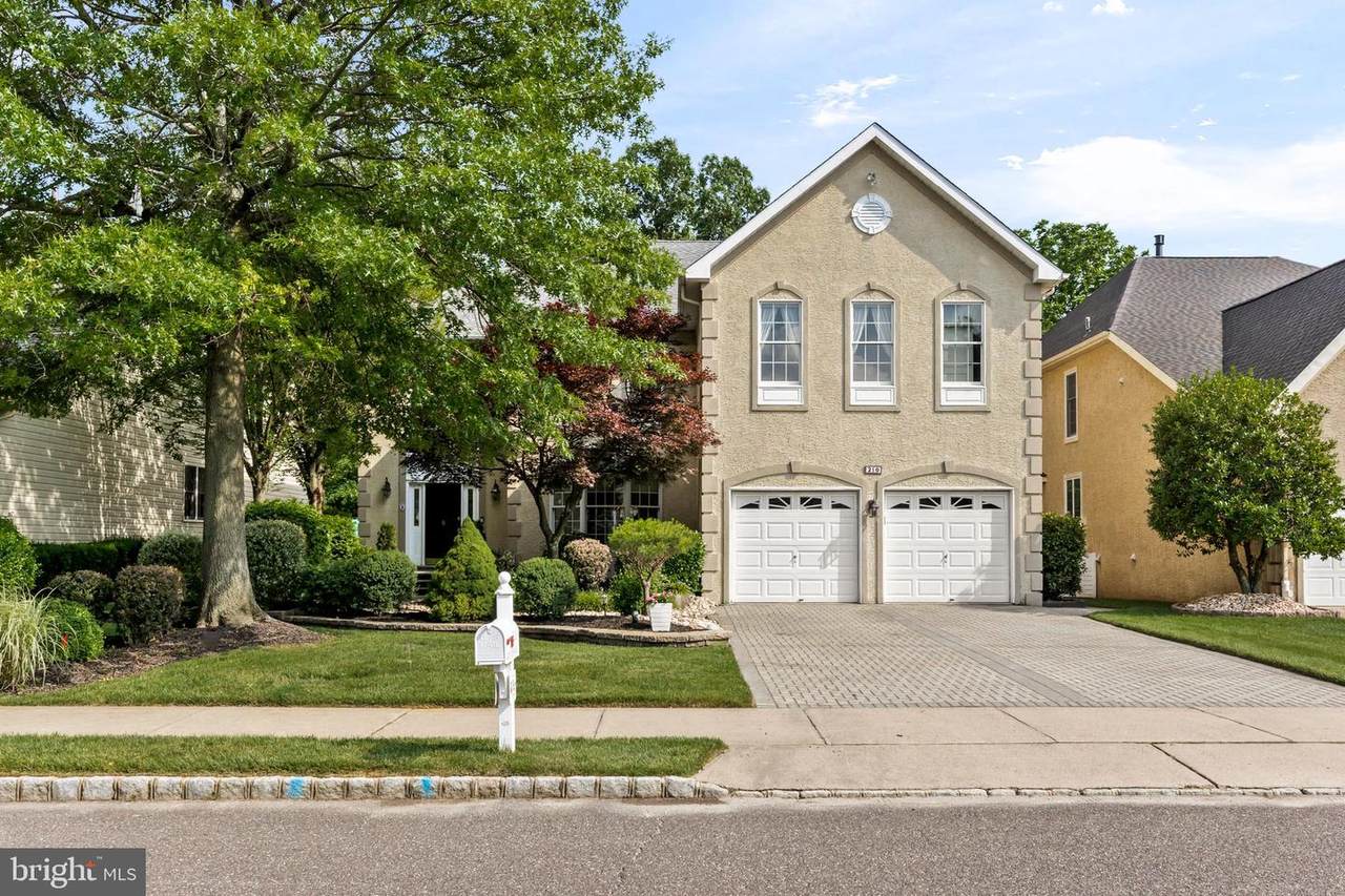 210 Laurel Creek Boulevard - Photo 1