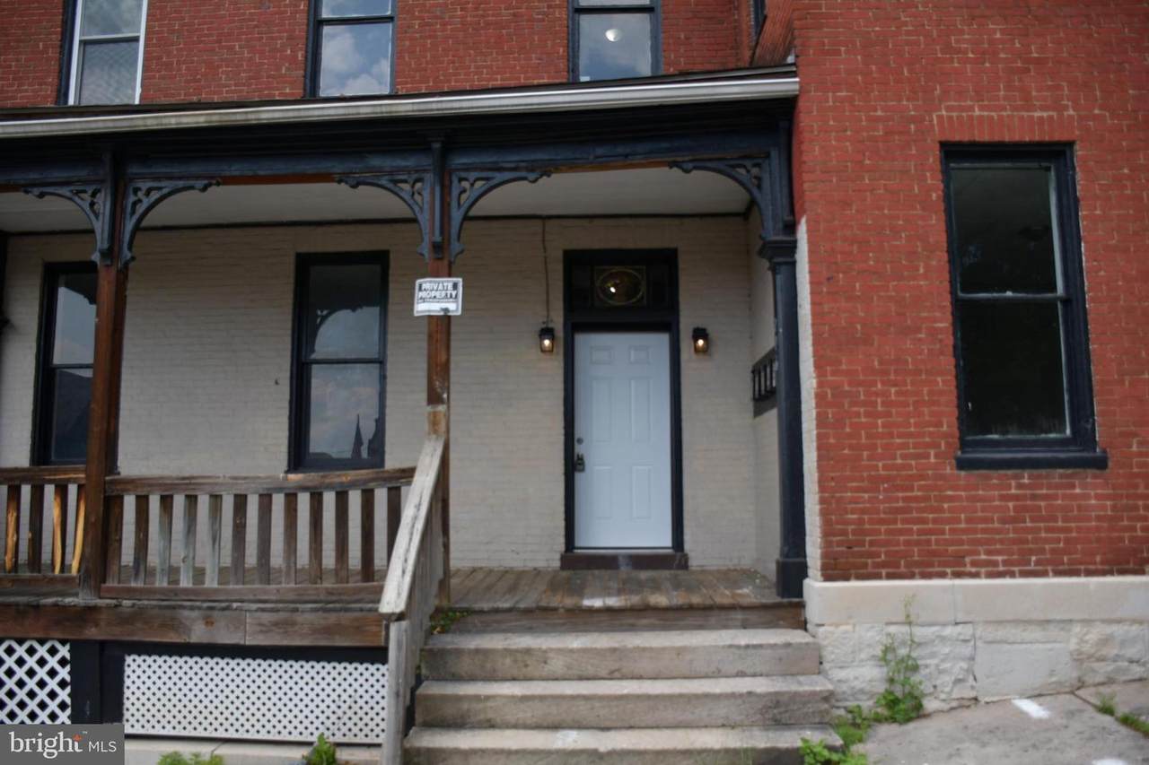 226 Union Street - Photo 1