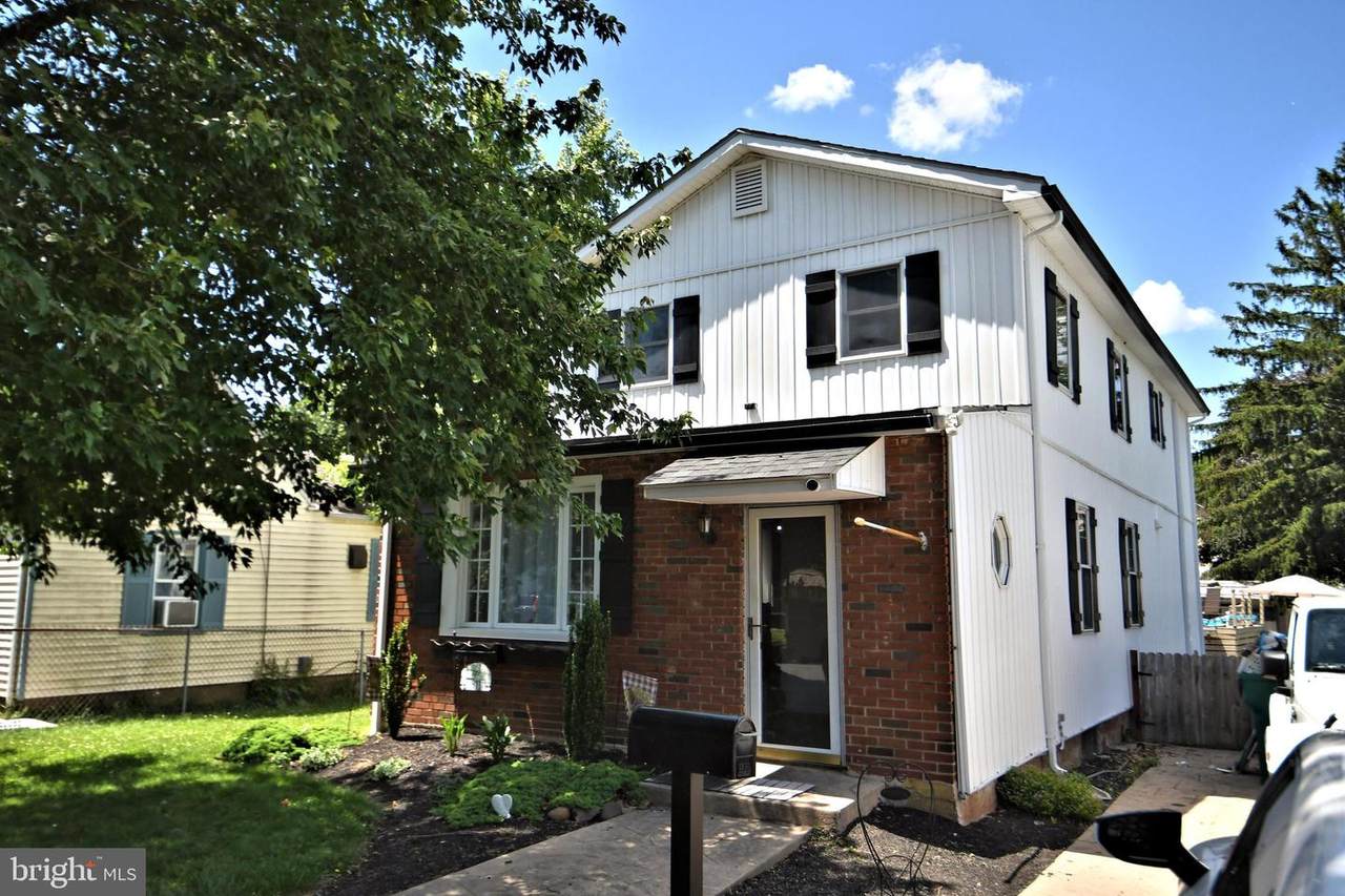 811 New York Avenue - Photo 1