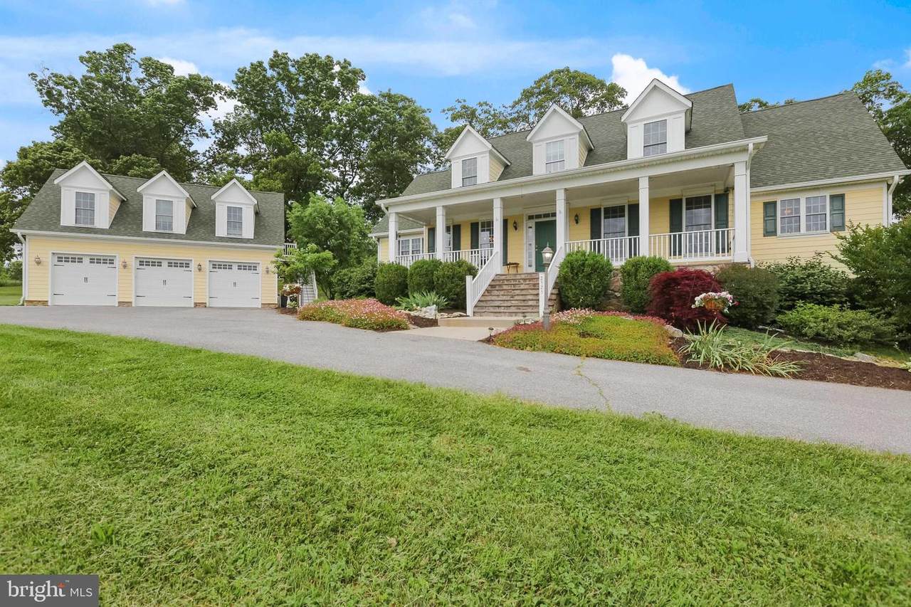 2525 Hanover Pike - Photo 1
