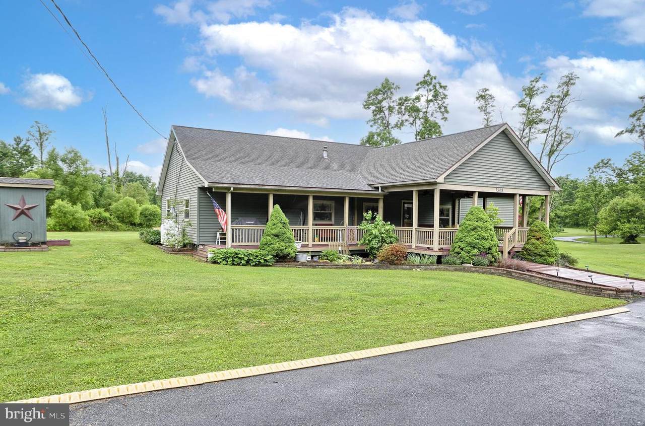 7509 Wertzville Road - Photo 1