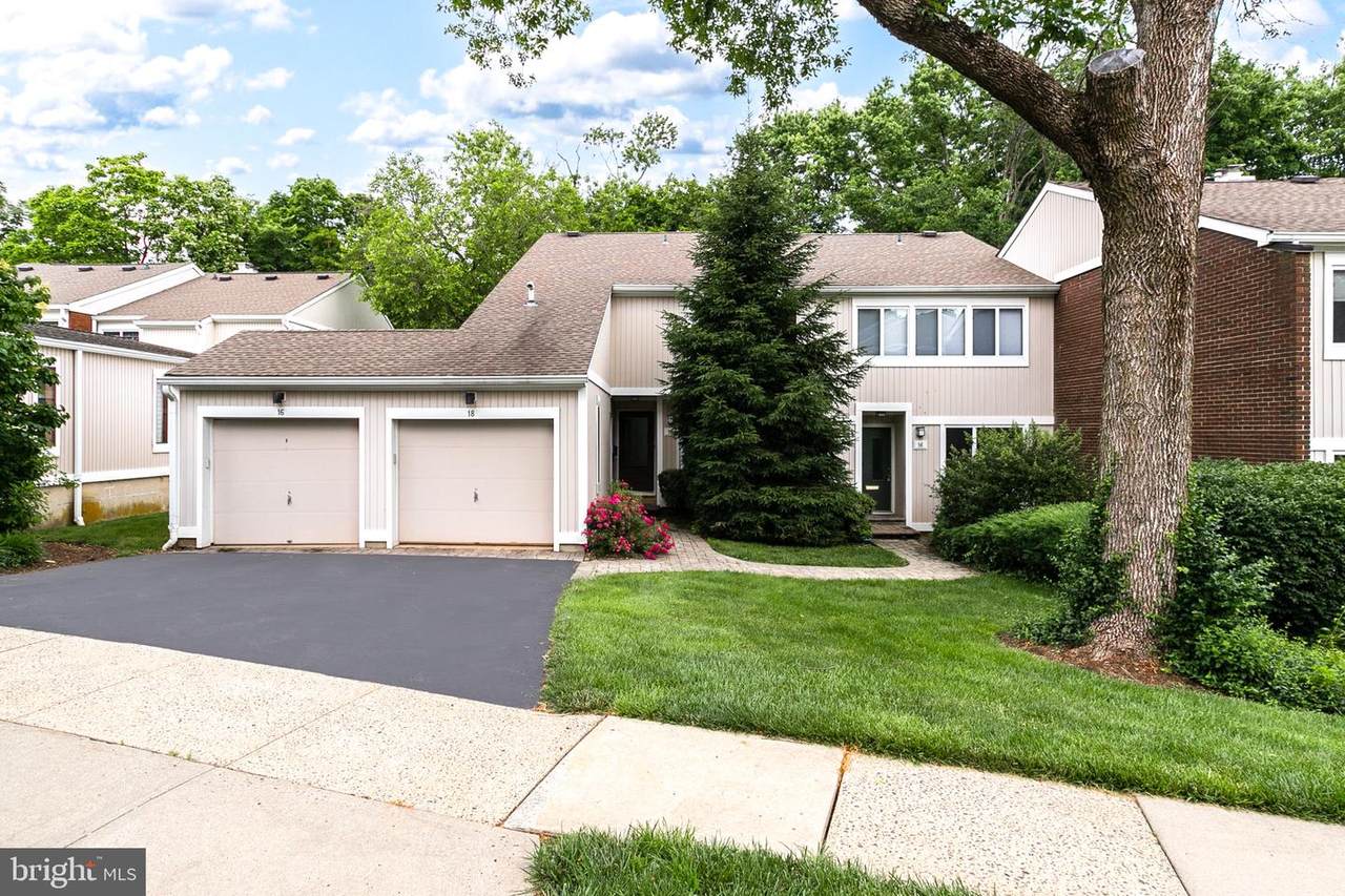 16 Cameron Court - Photo 1