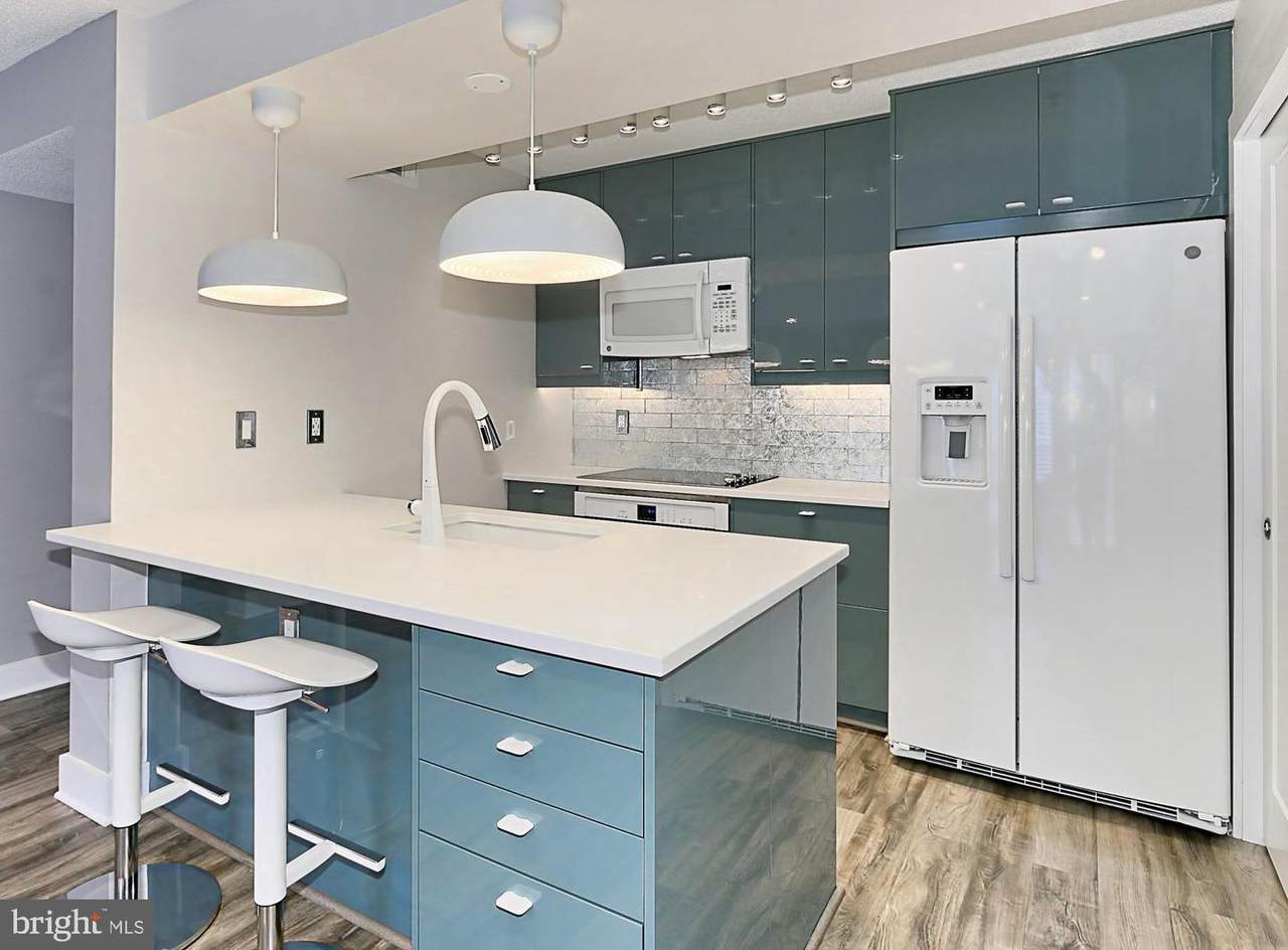 1504 Lincoln Way - Photo 1