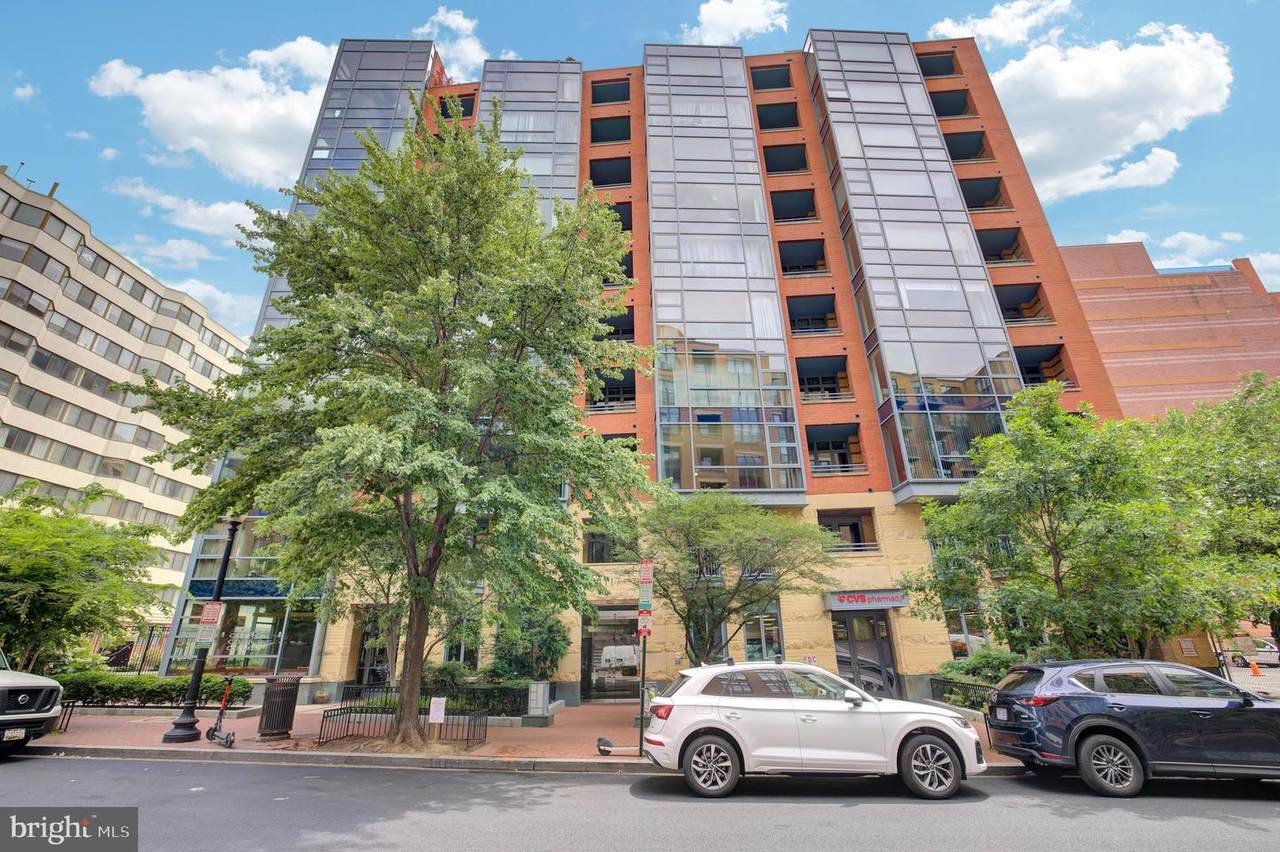 1117 10TH Street - Photo 1