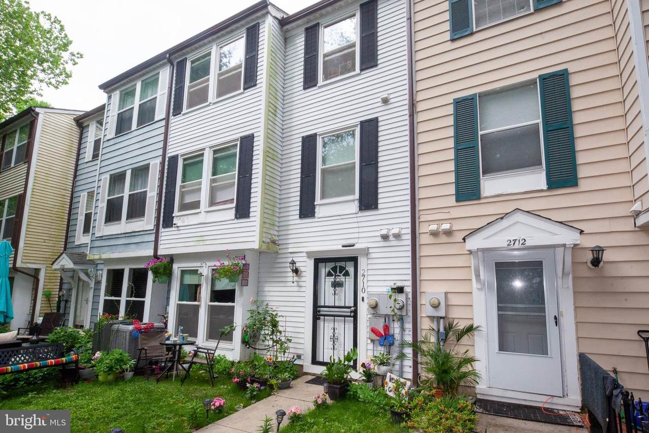 2710 Greenwood Drive - Photo 1