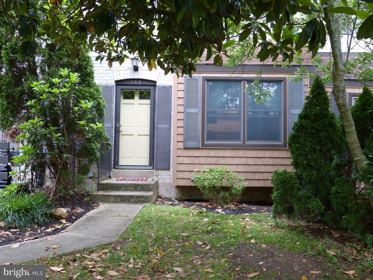 144 Bishop Drive - Photo 1
