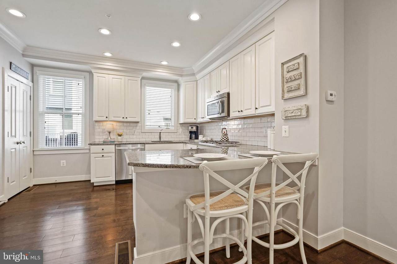 919 Alfred Street - Photo 1