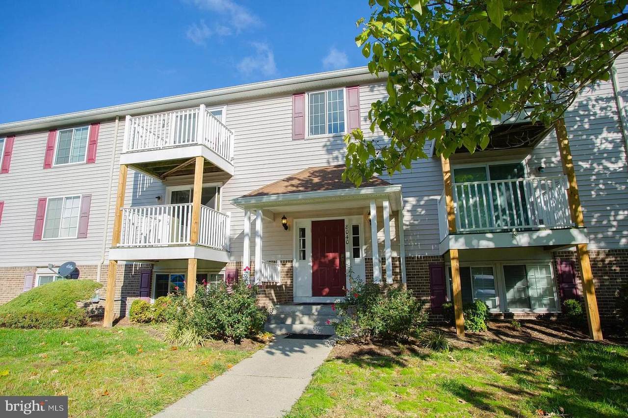 8040-F Abbey Court - Photo 1