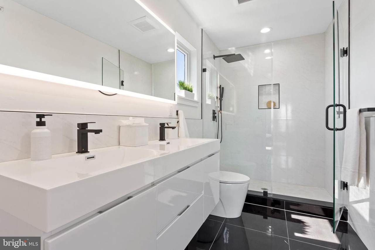 1412 22ND Street - Photo 1