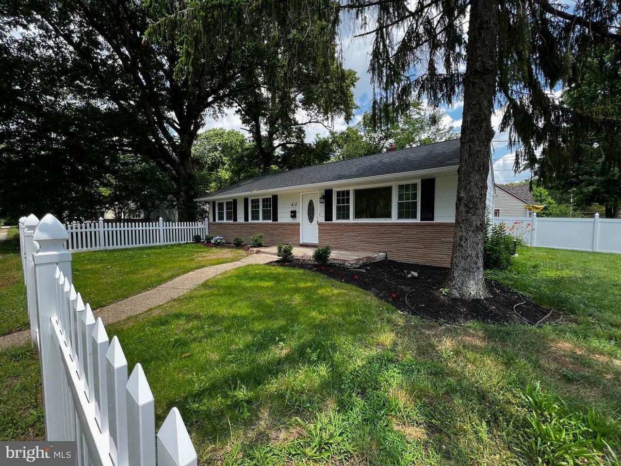 412 Browning Avenue - Photo 1