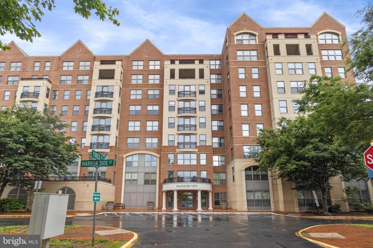 485 Harbor Side Street - Photo 1
