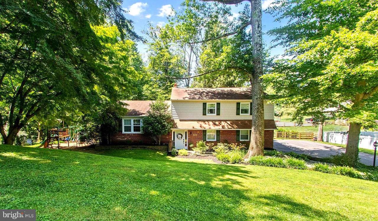 1585 Caroline Drive - Photo 1