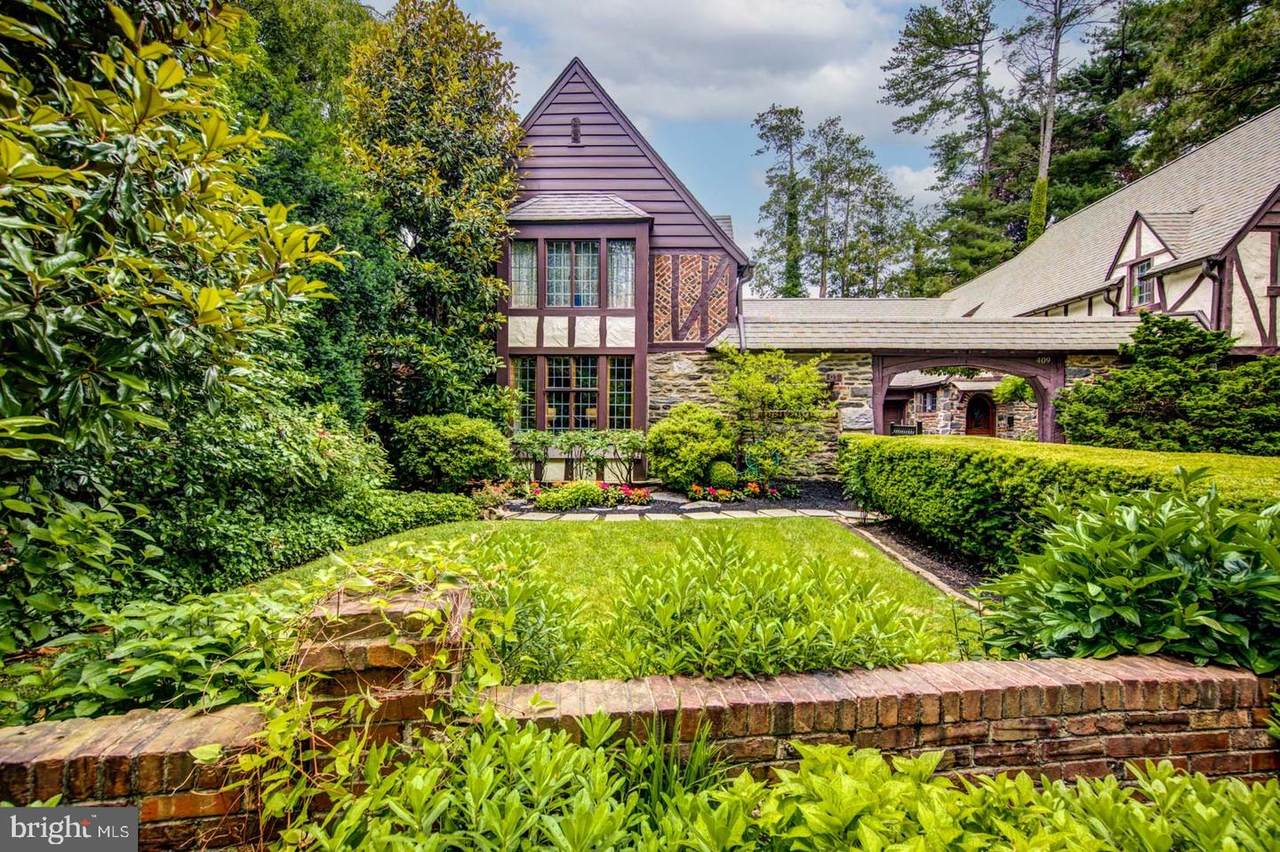 407 Arthurs Round Table Road - Photo 1