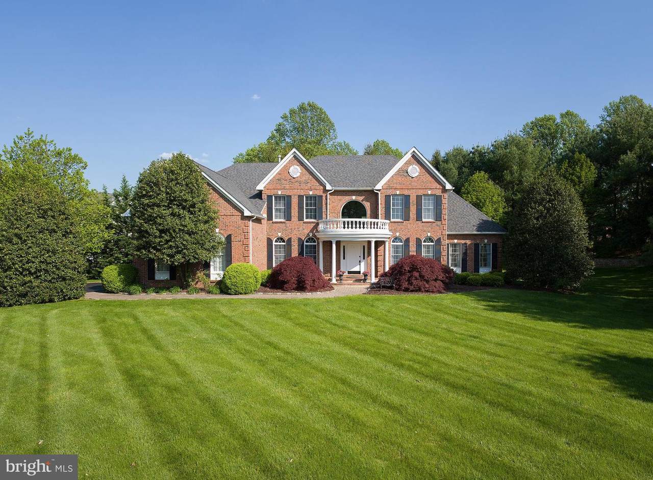 534 Brighton Way - Photo 1