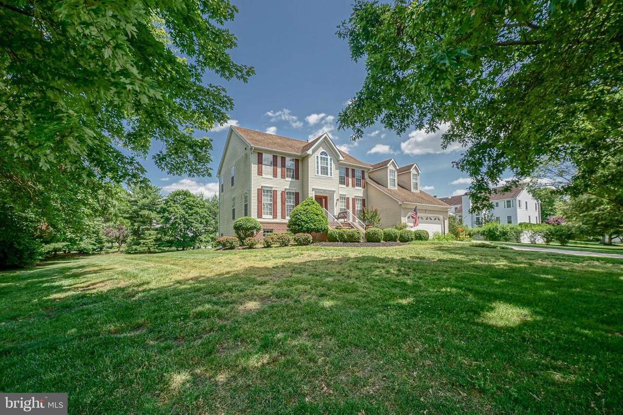 128 Preakness Drive - Photo 1