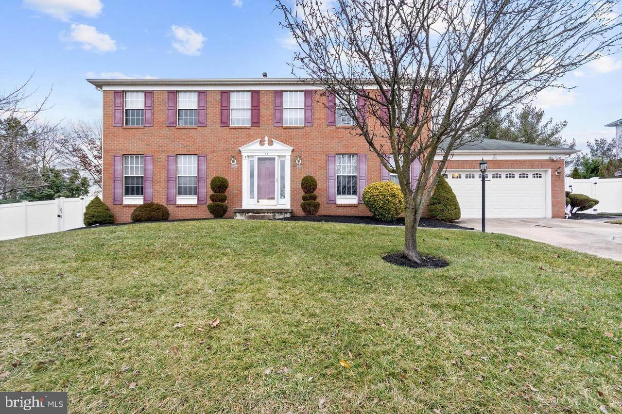 850 Hunters Drive - Photo 1