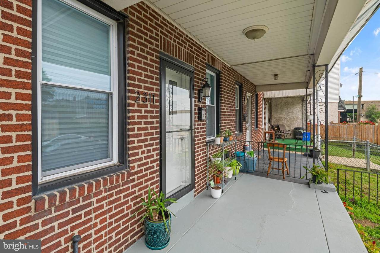 2311 Buckius Street - Photo 1