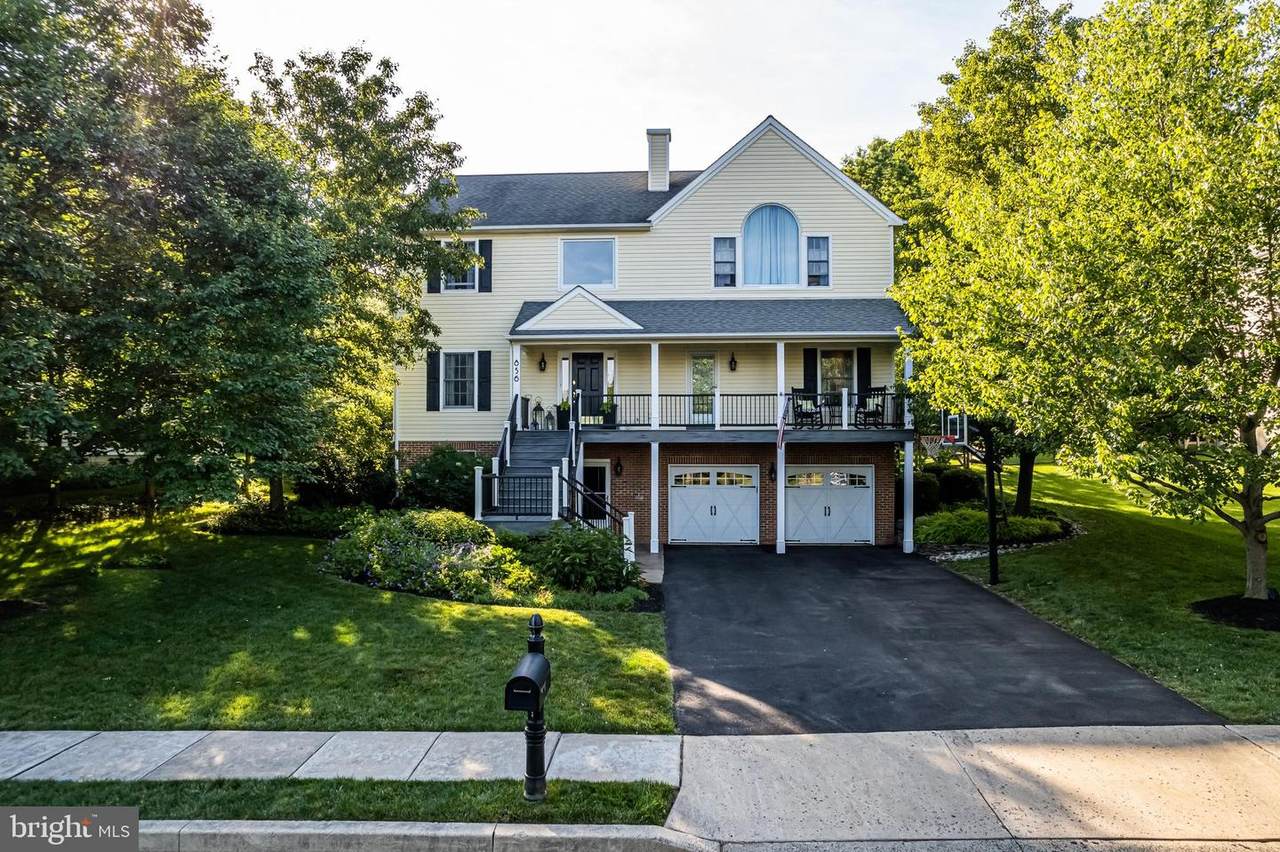 856 Neighbors Way - Photo 1