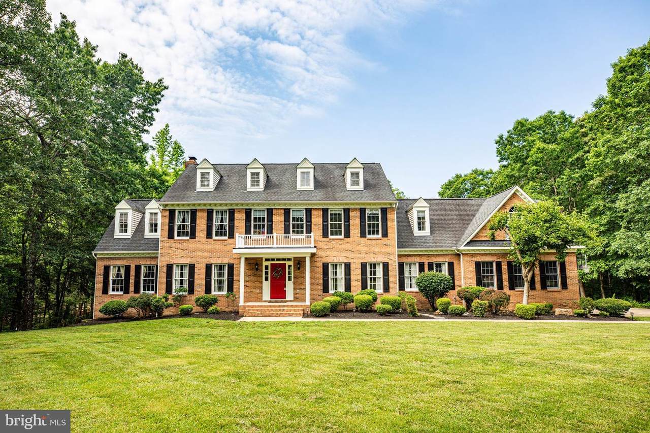 8111 Lee Jackson Circle - Photo 1