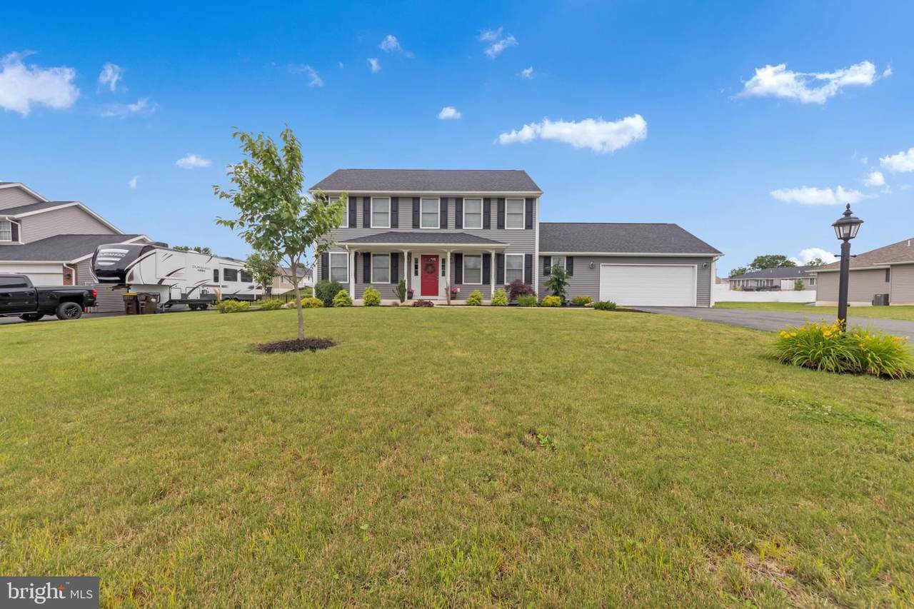 211 Quail Drive - Photo 1