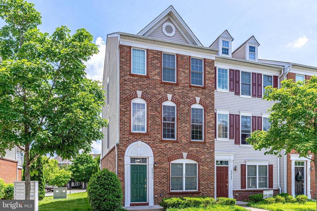 42911 Pamplin Terrace - Photo 1