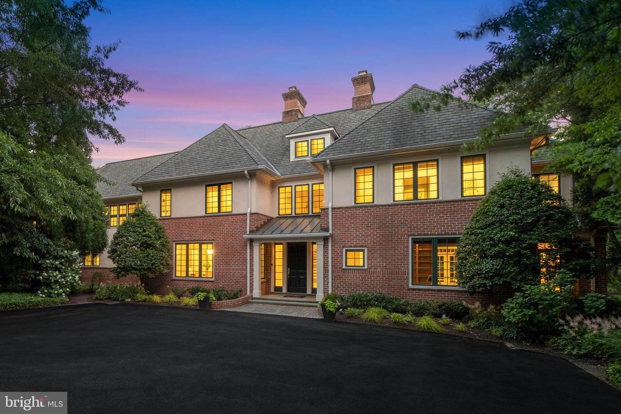 201 Highland Lane - Photo 1
