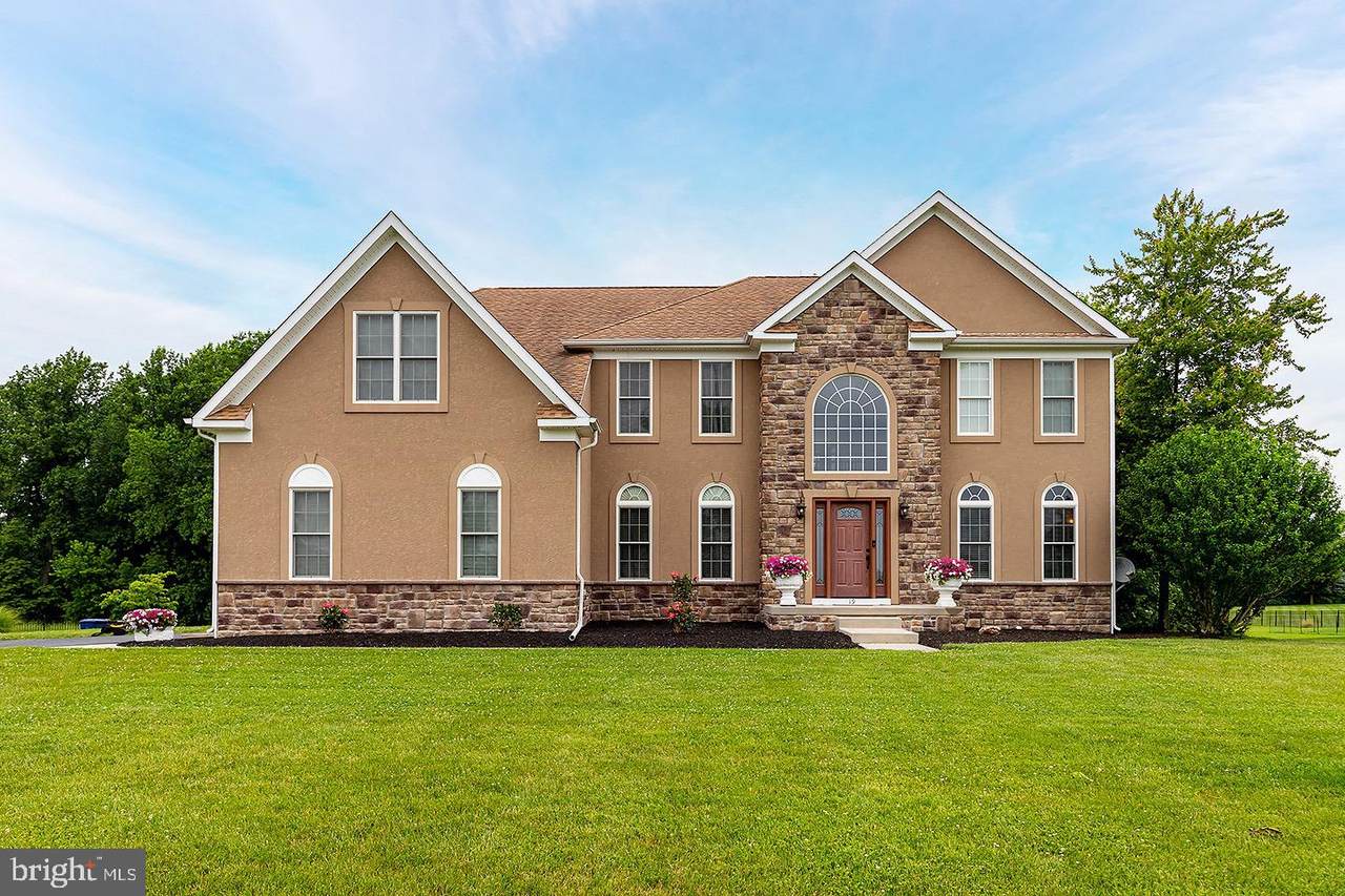 19 Valley Lane - Photo 1