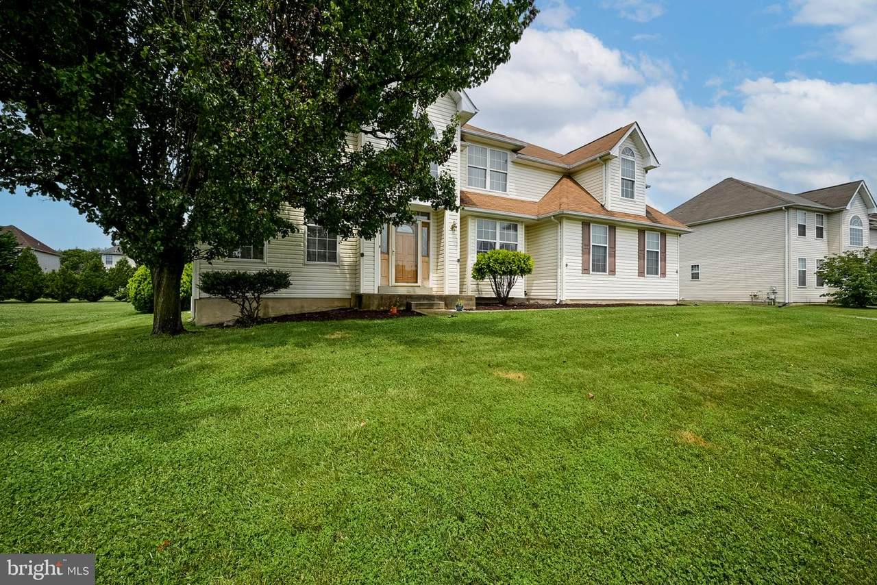 208 Mariners Way - Photo 1