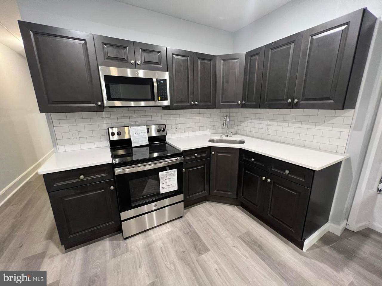 21 Price Street - Photo 1