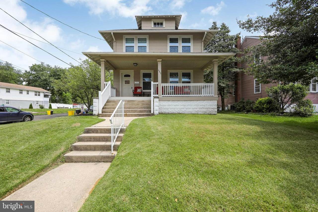 4802 Lexington Avenue - Photo 1