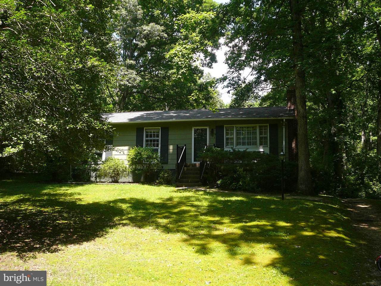 7609 Nyland Road - Photo 1