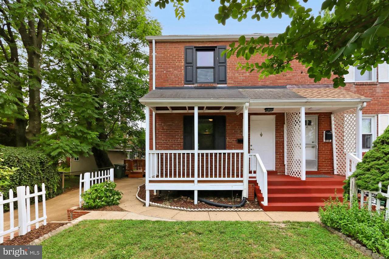 2744 Uhle Street - Photo 1