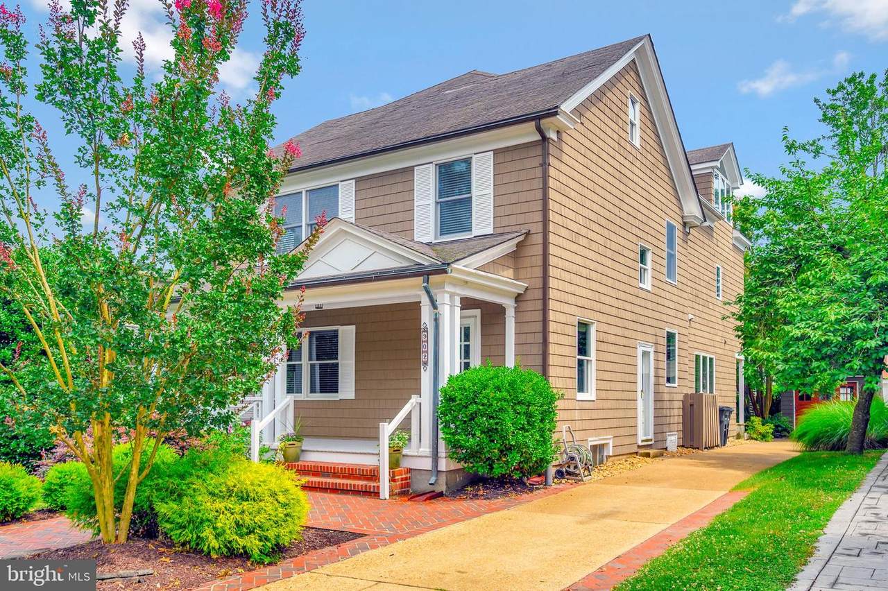 902 Sylvania Avenue - Photo 1
