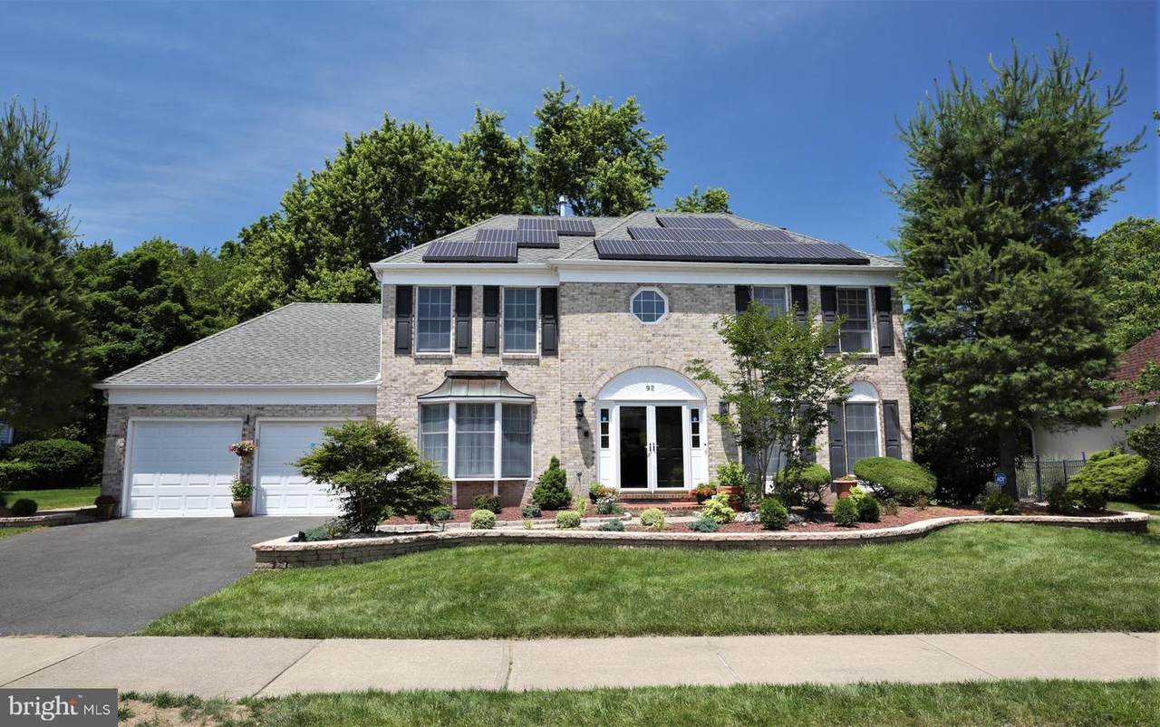 92 Eleanor Drive - Photo 1