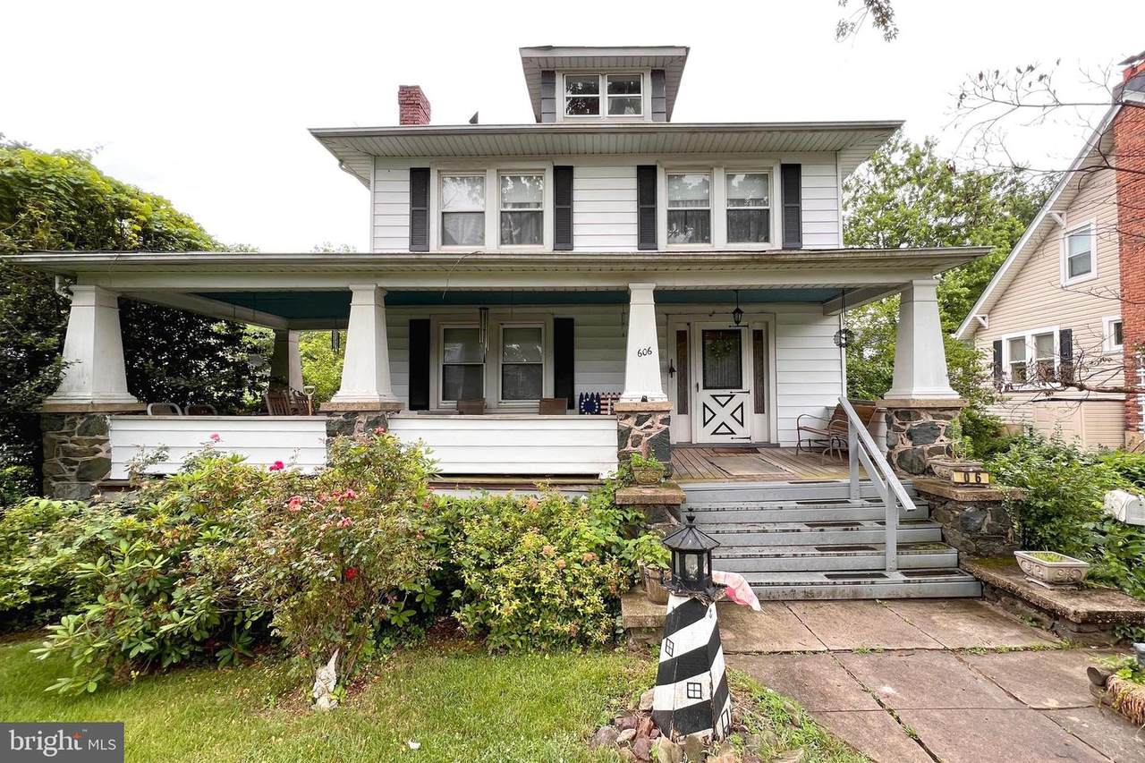 606 Plymouth Road - Photo 1