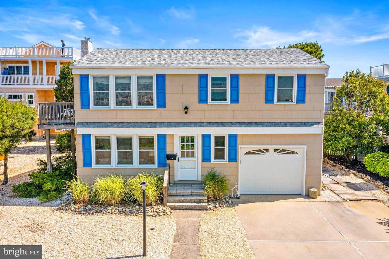 17 Beck Avenue - Photo 1