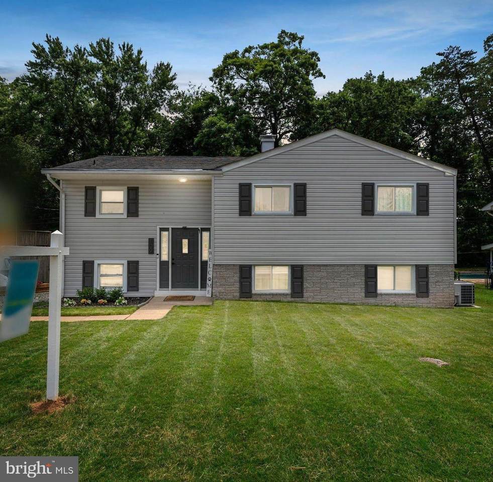 109 Mark Drive - Photo 1