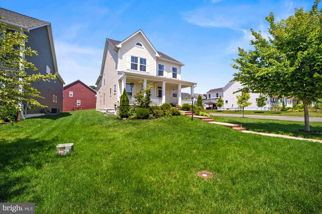 2074 River Heritage Boulevard - Photo 1