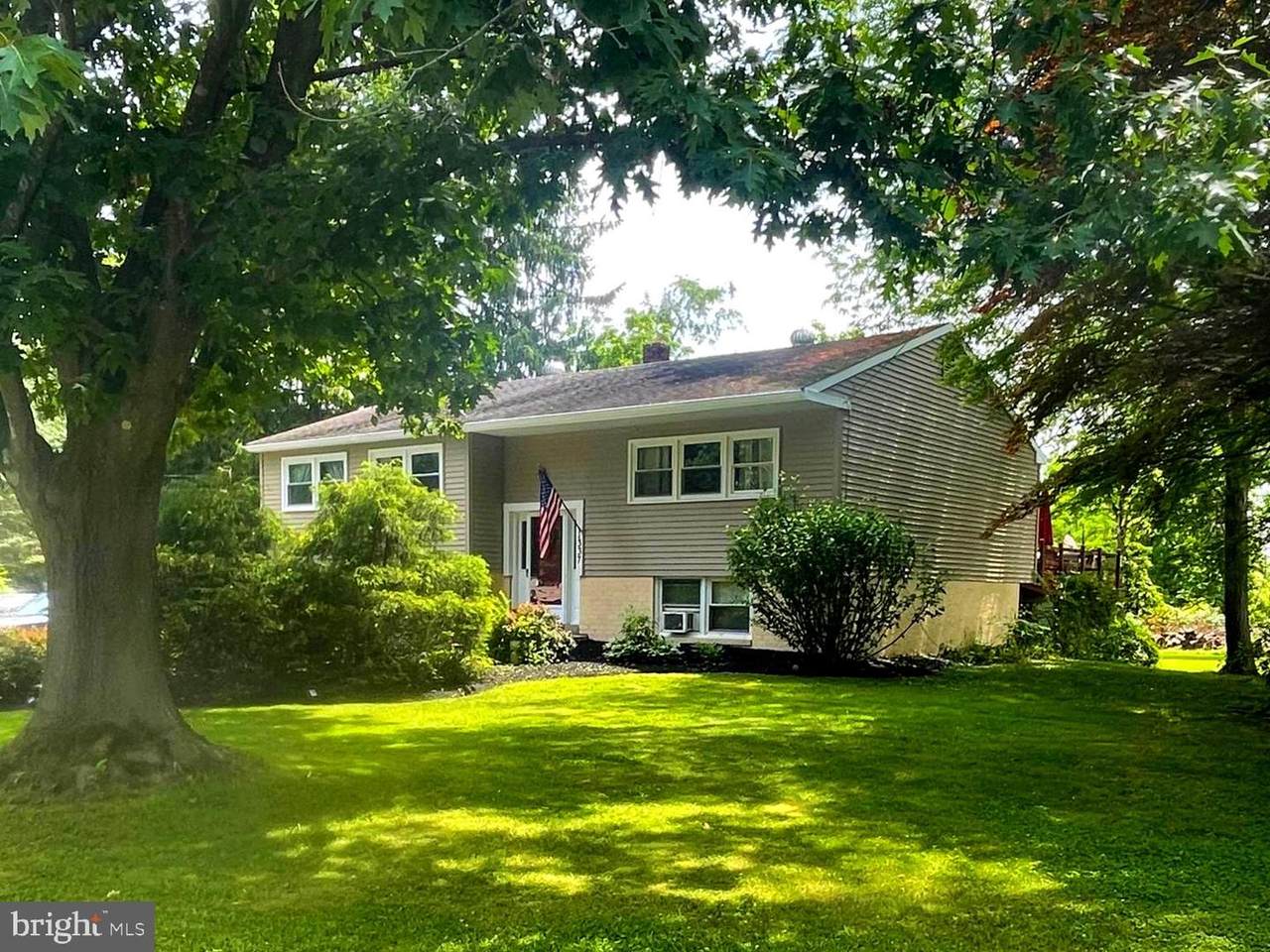 1337 Veronica Lane - Photo 1