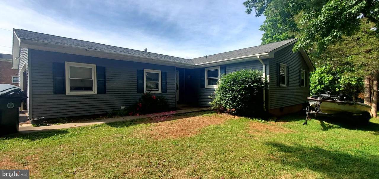 420 Laurel Street - Photo 1