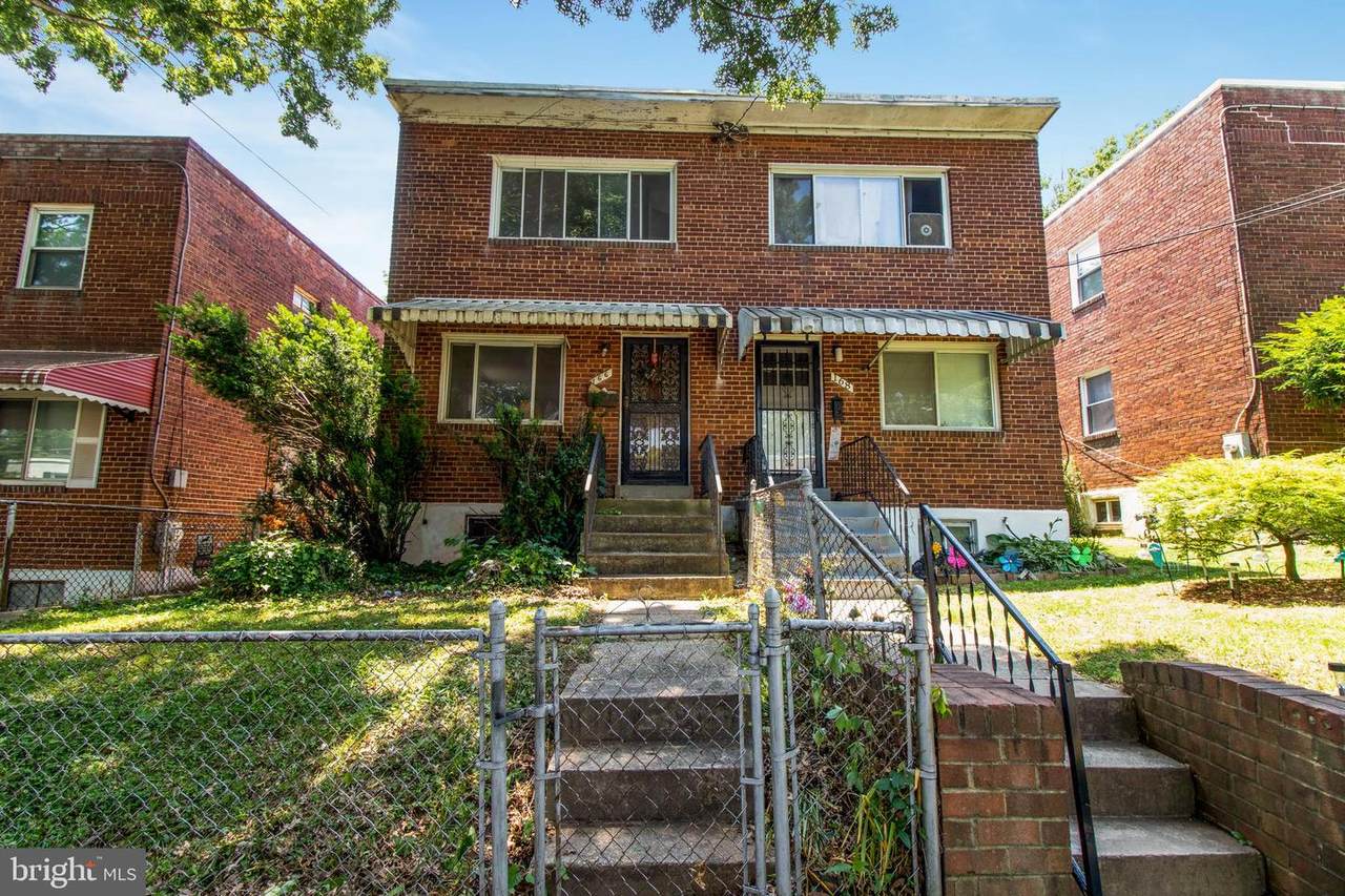 166 Darrington Street - Photo 1